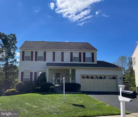 9234 Cynthia St, Manassas Park, VA 20111