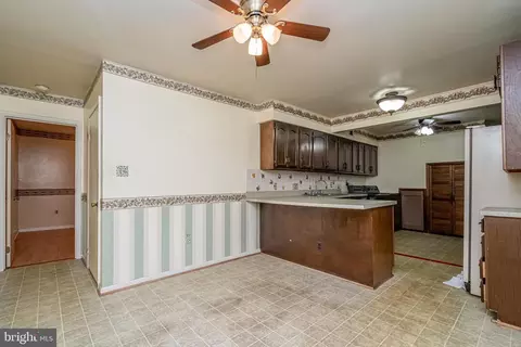 Other - 304 Manassas Dr, Manassas Park, VA 20111 photo 6 of 8