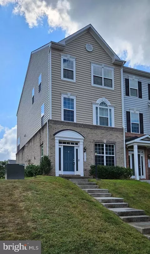 9010 Belo Gate Dr, Manassas Park, VA 20111