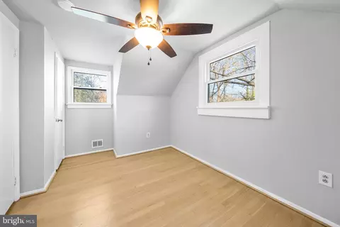 Bedroom - 122 Holden Dr, Manassas Park, VA 20111 photo 3 of 3