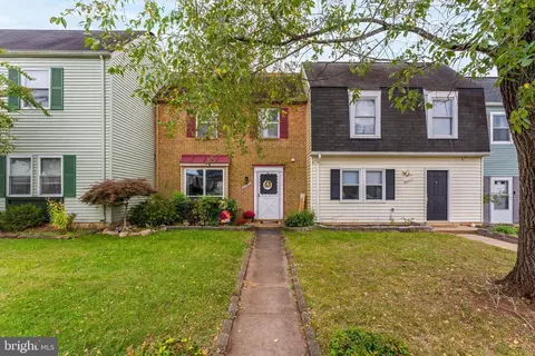 8300 Sunnyside Ct, Manassas Park, VA 20111