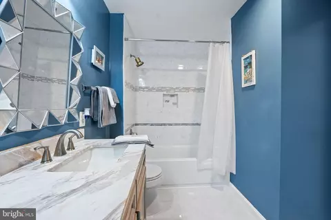 Bath - 9302 Nancy St, Manassas Park, VA 20111 photo 5 of 6