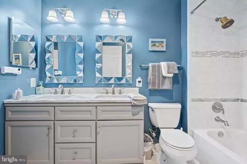 Bath - 9302 Nancy St, Manassas Park, VA 20111 photo 4 of 6