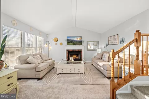Living - 9302 Nancy St, Manassas Park, VA 20111 photo 1 of 1