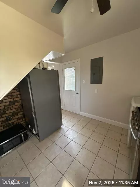 Entry Way - 163 Scott Dr, Manassas Park, VA 20111 photo 1 of 8
