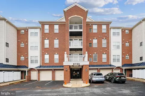 9722 Holmes Pl #203, Manassas Park, VA 20111