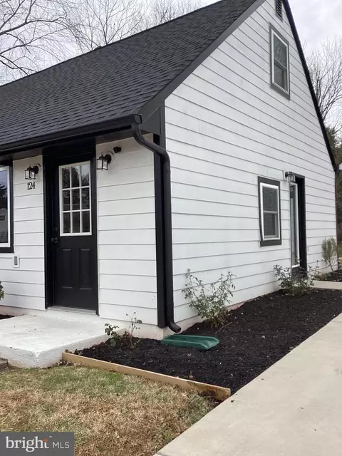 124 Baker St, Manassas Park, VA 20111 photo 3