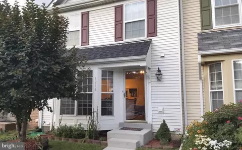 9212 Andrew Dr, Manassas Park, VA 20111