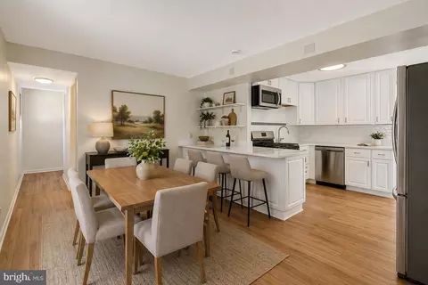 Dining - 122 Scott Dr, Manassas Park, VA 20111 photo 1 of 2
