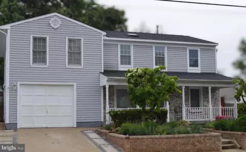 145 Manassas Dr, Manassas Park, VA 20111