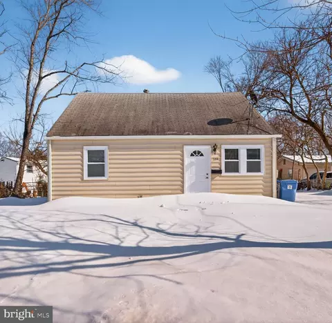156 Manassas Dr, Manassas Park, VA 20111
