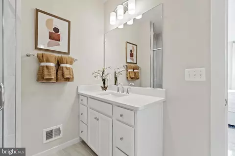 1113 Dabney Dr # B, Manassas Park, VA 20111 photo 22