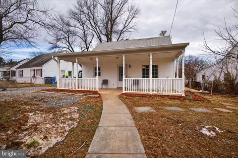 124 Polk Dr, Manassas Park, VA 20111