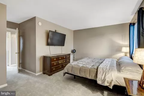 Bedroom - 8667 Madera Ct, Manassas Park, VA 20111 photo 4 of 6