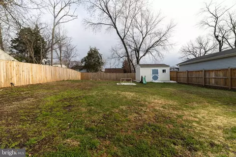 Exterior - 115 Travis St, Manassas, VA 20111 photo 4 of 6