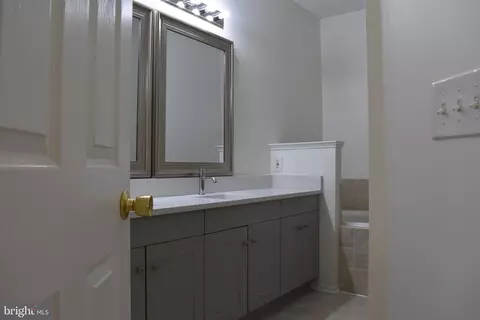 Bath - 9508 Walker Way, Manassas Park, VA 20111 photo 1 of 1