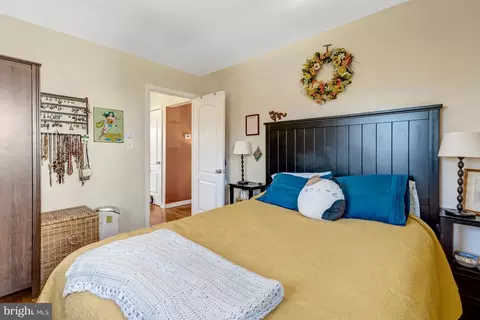 Bedroom - 92 Meeker Ct, Manassas Park, VA 20111 photo 2 of 3