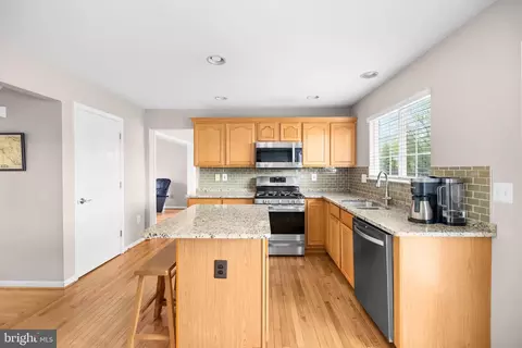 Kitchen - 9219 Stephanie St, Manassas Park, VA 20111 photo 2 of 5