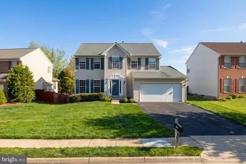 Exterior - 9219 Stephanie St, Manassas Park, VA 20111 photo 14 of 15