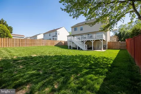 Exterior - 9219 Stephanie St, Manassas Park, VA 20111 photo 8 of 15