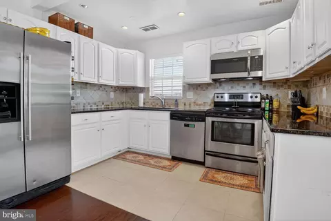 Kitchen - 134 Evans St, Manassas Park, VA 20111 photo 1 of 2