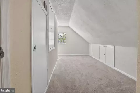 Entry Way - 134 Evans St, Manassas Park, VA 20111 photo 5 of 8