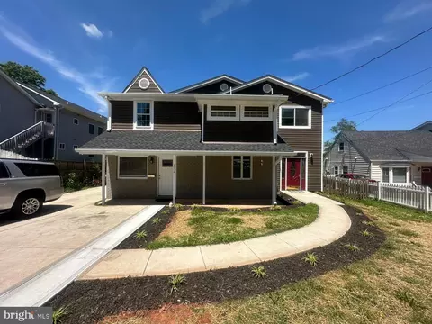 Exterior - 216 Colfax Ct, Manassas Park, VA 20111 photo 7 of 7
