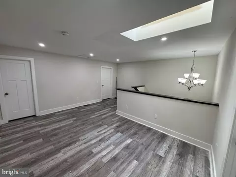 Entry Way - 216 Colfax Ct, Manassas Park, VA 20111 photo 6 of 19