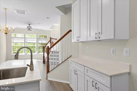 Entry Way - 9812 Pickens Pl, Manassas Park, VA 20111 photo 1 of 4