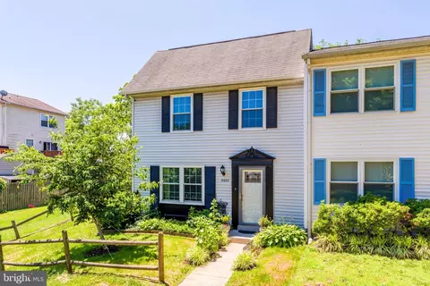 8668 Woodhue Ct, Manassas Park, VA 20111