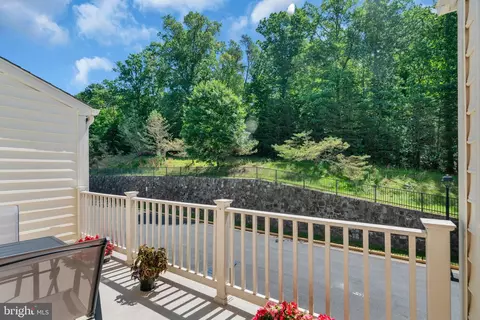 Exterior - 9816 Pickens Pl, Manassas Park, VA 20111 photo 2 of 5