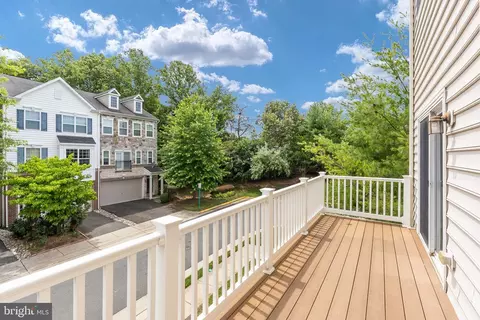 Exterior - 9113 Jefferson Ct, Manassas Park, VA 20111 photo 11 of 11