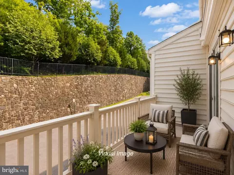 Exterior - 9612 Wigfall Way, Manassas Park, VA 20111 photo 2 of 4