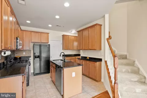 Kitchen - 9612 Wigfall Way, Manassas Park, VA 20111 photo 3 of 8