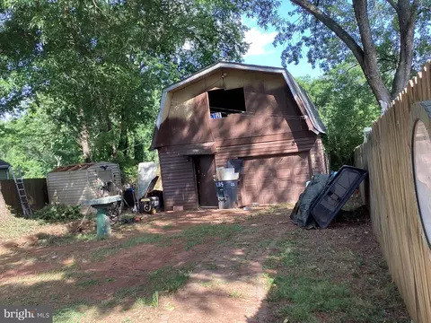 Exterior - 134 Baker St, Manassas Park, VA 20111 photo 4 of 7
