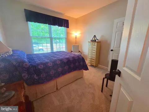 Bedroom - 9405 Luke Dr, Manassas Park, VA 20111 photo 4 of 6