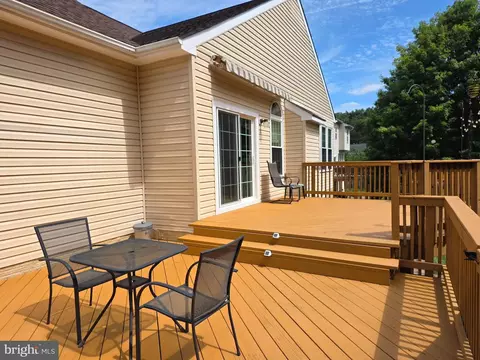 Exterior - 9405 Luke Dr, Manassas Park, VA 20111 photo 3 of 12