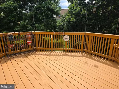Exterior - 9405 Luke Dr, Manassas Park, VA 20111 photo 5 of 12