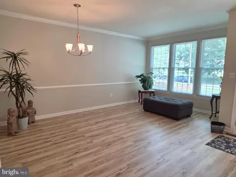 Living - 9405 Luke Dr, Manassas Park, VA 20111 photo 1 of 4