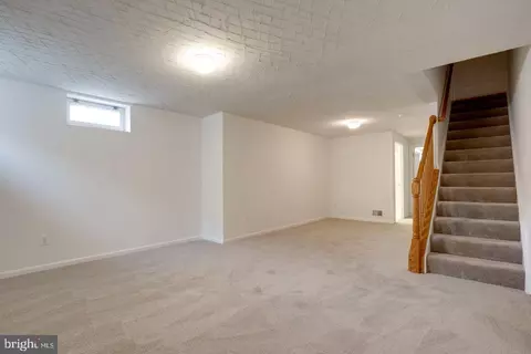 9307 Nancy St, Manassas Park, VA 20111 photo 6