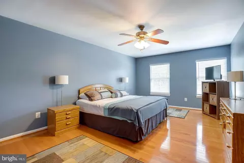 9307 Nancy St, Manassas Park, VA 20111 photo 5