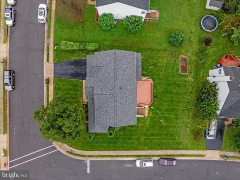 View/Area - 9195 Matthew Dr, Manassas Park, VA 20111 photo 3 of 5