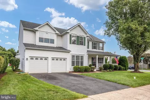 Exterior - 9195 Matthew Dr, Manassas Park, VA 20111 photo 7 of 21