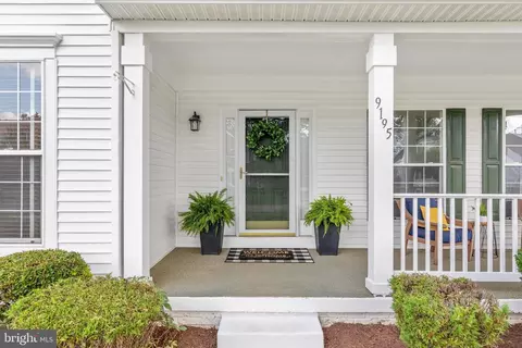 Exterior - 9195 Matthew Dr, Manassas Park, VA 20111 photo 4 of 21