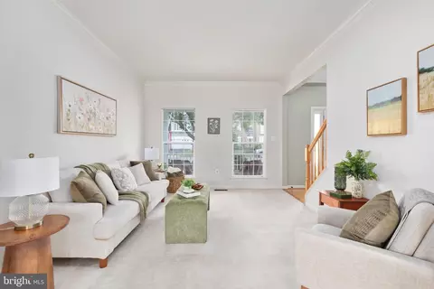 Living - 9195 Matthew Dr, Manassas Park, VA 20111 photo 1 of 7