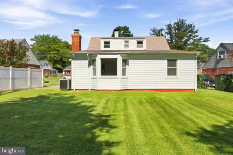 Exterior - 179 Colburn Dr, Manassas Park, VA 20111 photo 4 of 6