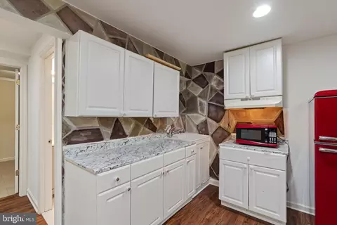 Kitchen - 9317 Paul Dr, Manassas Park, VA 20111 photo 7 of 7