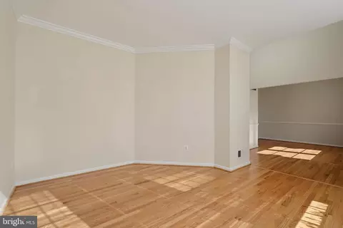 Living - 9317 Paul Dr, Manassas Park, VA 20111 photo 1 of 3