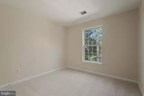 Bedroom - 9317 Paul Dr, Manassas Park, VA 20111 photo 7 of 14