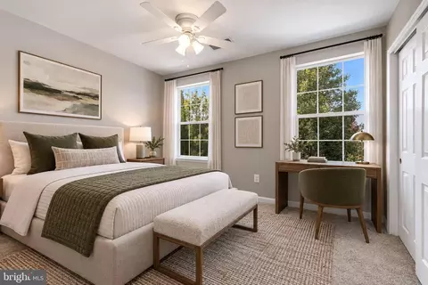 Bedroom - 9302 Elise Ct, Manassas Park, VA 20111 photo 2 of 4